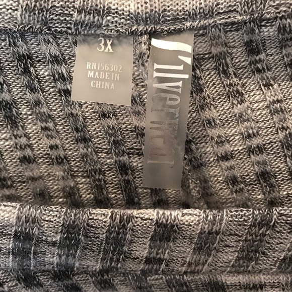 Silverware black and white long sleeve knit - Picture 9 of 10